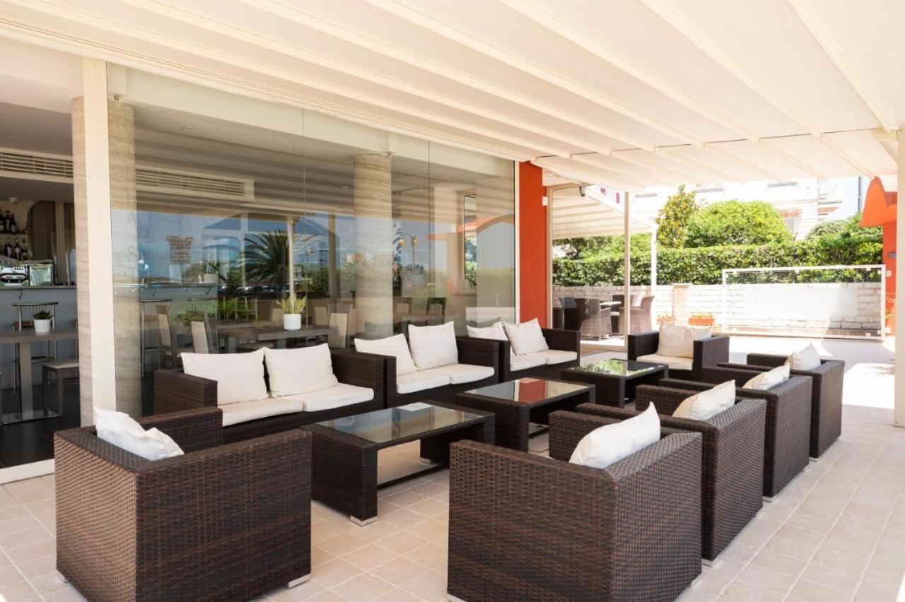 Hotel Villa Sirena Numana Esterno foto